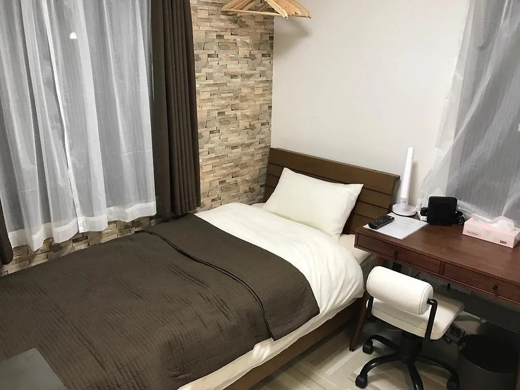 הקונטקטים של Ginza Modern Style Apartment 201